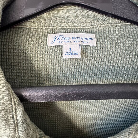 J Crew Knit Goods hybrid button down Size L in Olive Green - Picture 3 of 9